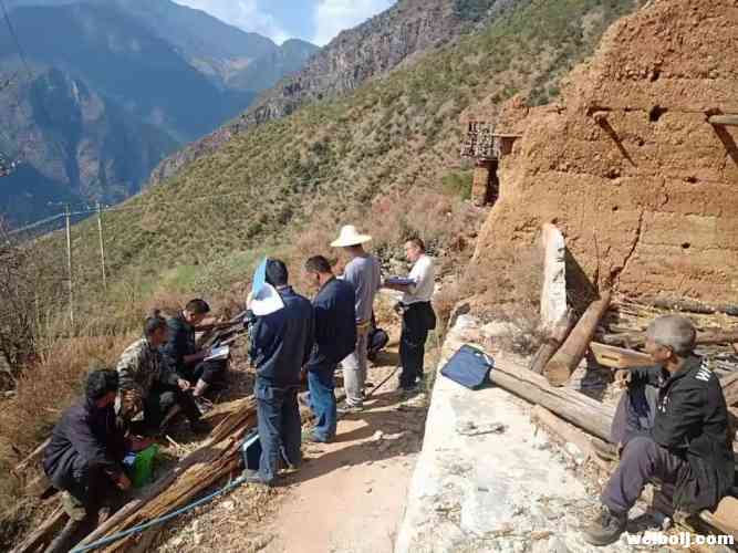 哪里住着老百姓 哪里就要有工作组到过的脚印——宁蒗县千人扶贫工作队伍走村入户开展工作