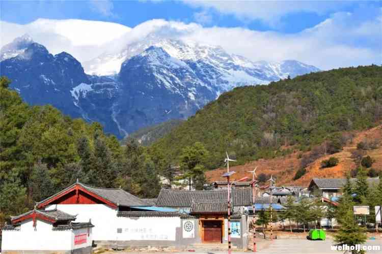用心帮扶、政策显优……玉龙雪山腹地这个村庄村容村貌换新颜