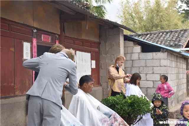 这些“托尼老师”了不起 免费剪发还捐建希望小学 (5).jpg