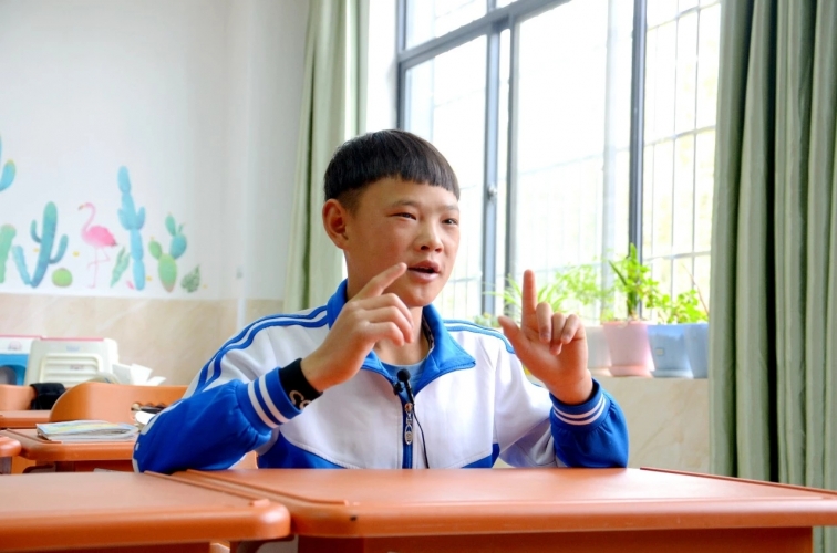 2020新时代云南好少年 丽江特教学校沈秋世同学 (1).jpg