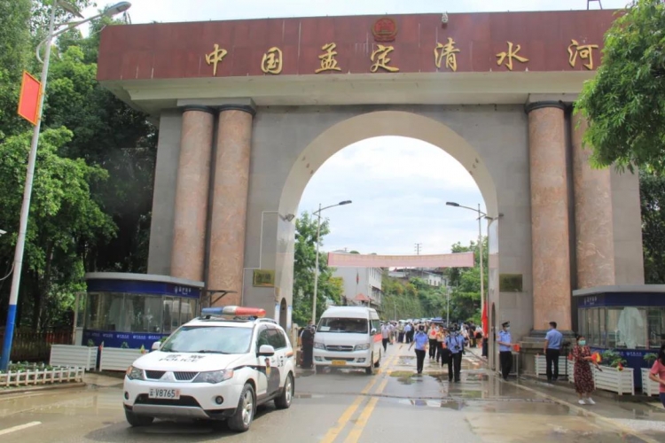 云南援缅核酸检测实验室工作组完成任务回国 (2).jpg