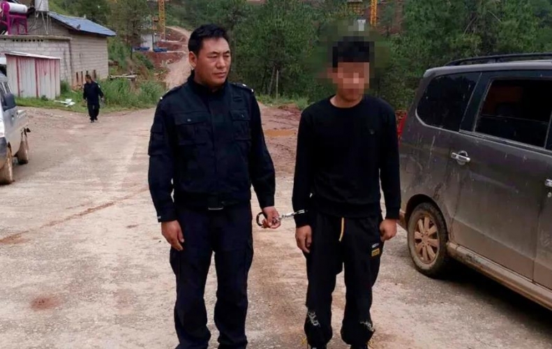 宁蒗一男子报警称 “被人砍” 只因酒后太无聊 (1).jpg