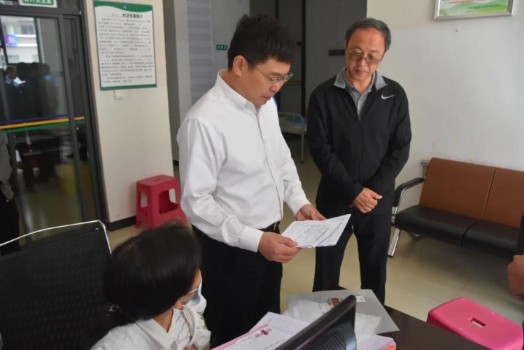 为期两年 财政部安排4名选调生到永胜基层锻炼 (4).jpg
