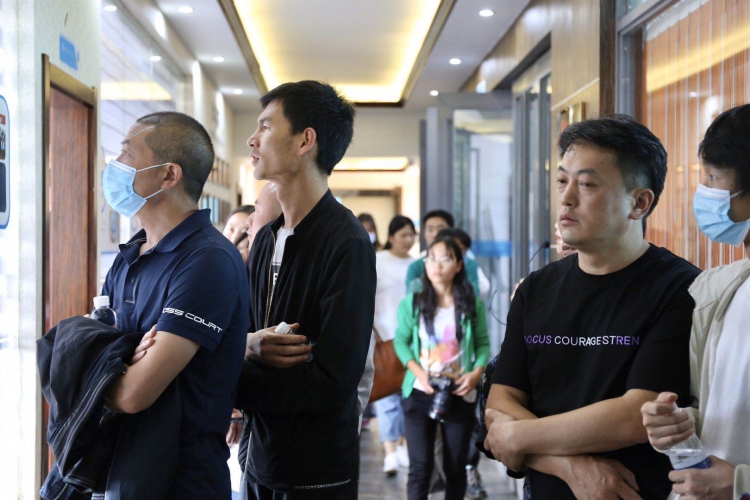 丽江市互联网行业“万名党员进党校” 全力打造互联网经济“红色引擎” (1).jpg