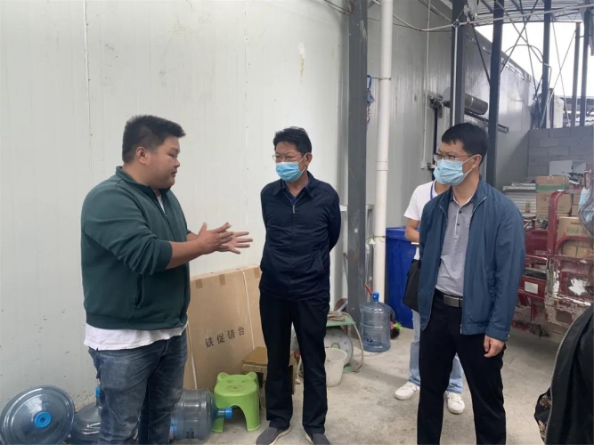 丽江展开冻肉制品专项检查 保障市民舌尖上的安全 (1).jpg