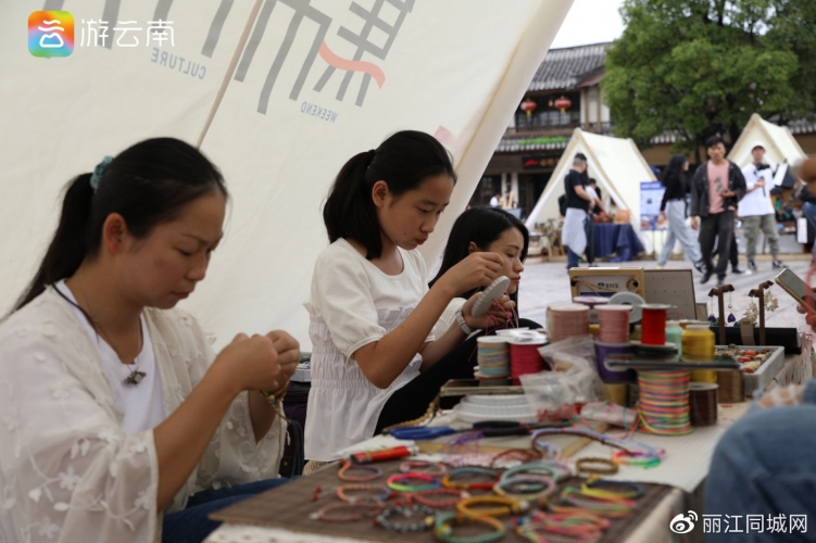 通过一个集市了解一座城市，逛N 集市遇见不一样的丽江 (2).jpg