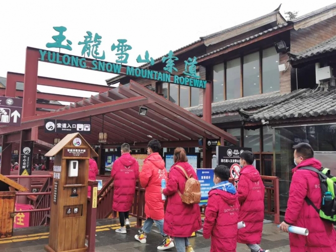 丽江一景区，频频受游客的感谢 (13).jpg