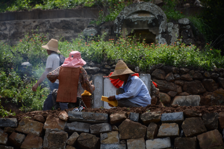 71年前的壮烈牺牲地，71后的绿水青山 (3).png