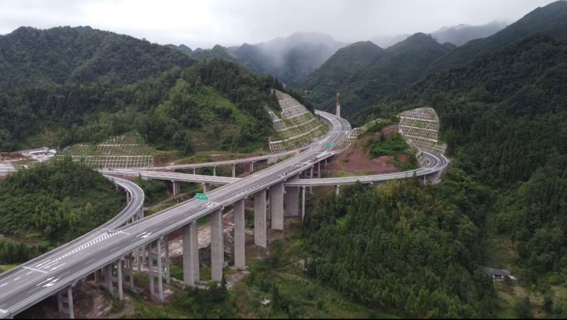 好消息！今天，云南又一条高速通车！2.png