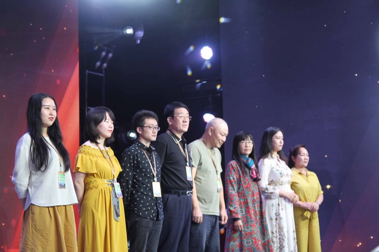 昨晚这场颁奖典礼发放奖金近25万元，七夕情诗柔情丽江 (4).jpg