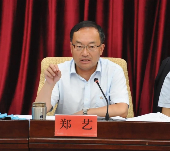 市委常委会会议强调：坚定不移践行新发展理念推动丽江高质量发展 (2).jpg