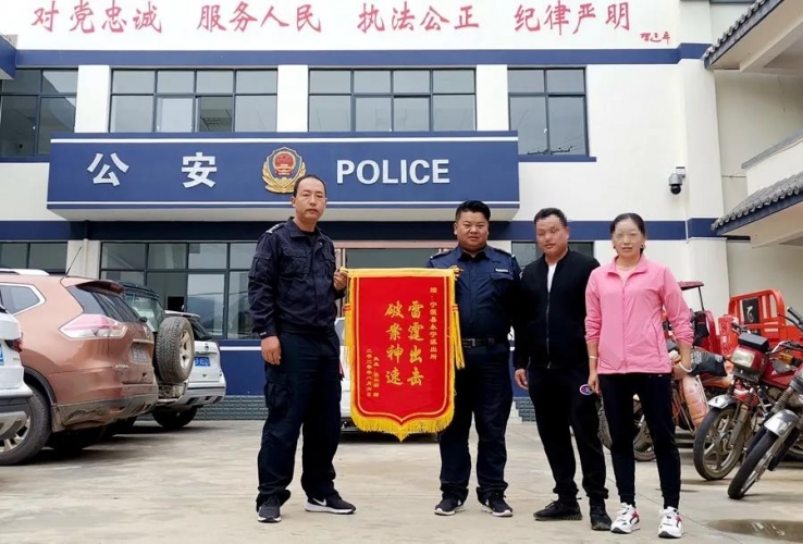 仓库被盗，民警五小时破案 (1).jpg