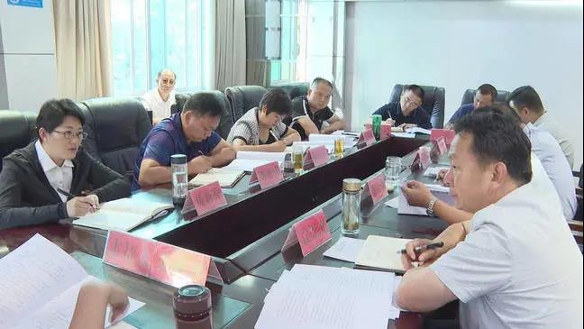 县委书记专题会强调 ：提高思想认识 强化责任落实 全力以赴抓好农村人居环境整治工作3.jpg