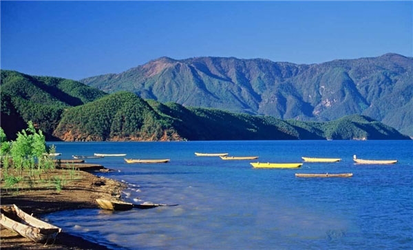 宁蒗县吃上旅游饭，旅游综合收入72 (1).jpg