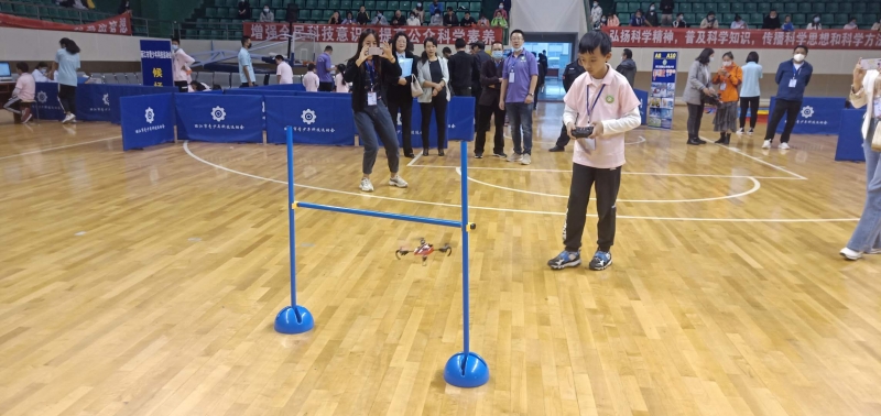 丽江第三届青少年科技运动会开展，280名青少年齐聚一堂竞赛 (3).jpg