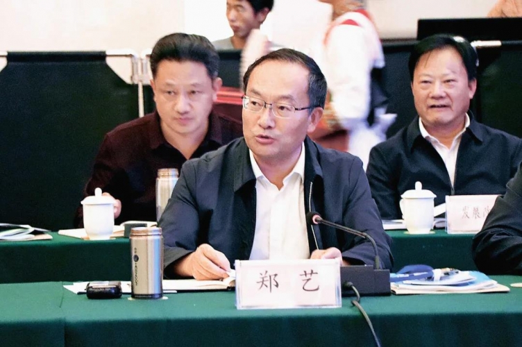 丽江政银企融资对接会，现场签约114亿元3.jpg
