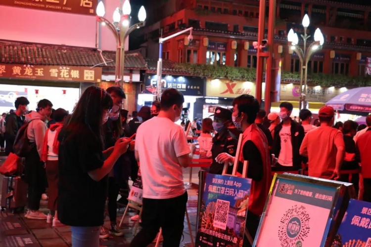 客流渐增，丽江古城景区多举措让游客玩得开心又放心 (7).jpg