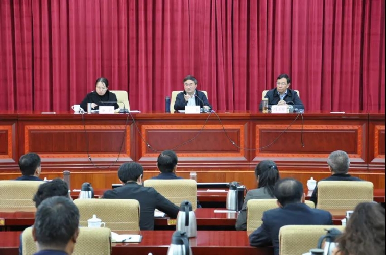 丽江市贯彻落实中央省委巡视巡察部署要求工作会议召开2.jpg