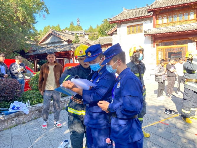 微型消防站，让丽江古城更安全！ (1).jpg