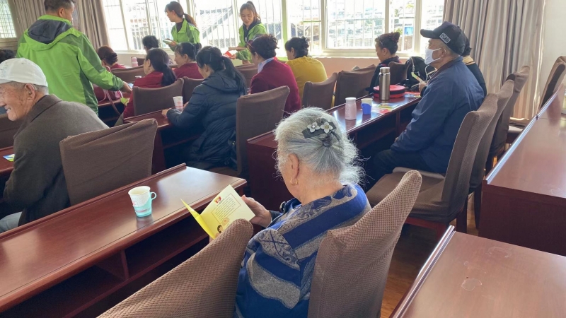 糖尿病可防不可治，今天市医院专家在老年大学开展讲座 (1).jpg