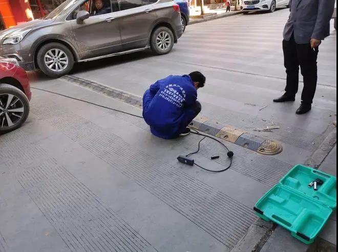 丽江这里让人发愁的“减速带”，后续来了…….jpg