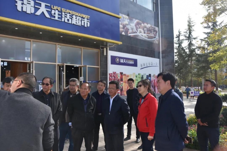 省发改委调研组：努力推动美丽县城建设迈上新台阶2.jpg