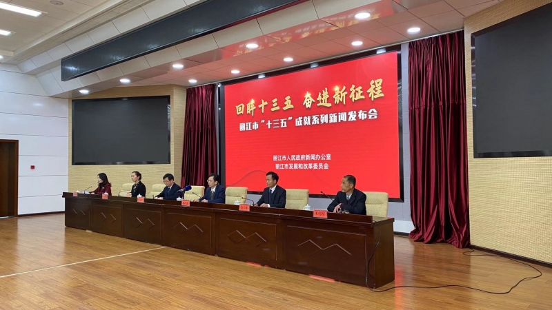 建设“森林丽江”，预计到2020年末全市森林覆盖率可达72 (3).jpg