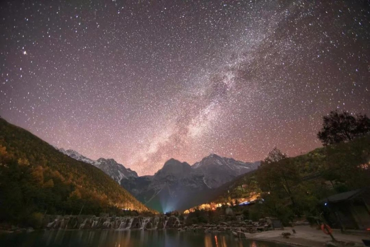 2020最浪漫的事：来丽江在玉龙雪山上看双子座流星雨 (5).jpg