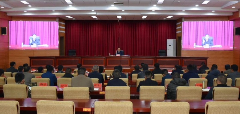 丽江市新冠肺炎疫情防控工作领导小组指挥部召开第26次会议 (2).jpg