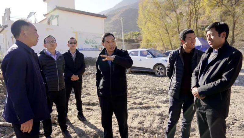 曹金明到黎明乡调研6.jpg