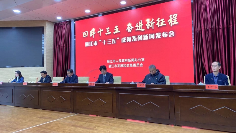 到今年底，全市公路通车总里程将突破10000公里 (1).jpg