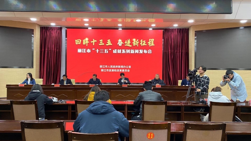 到今年底，全市公路通车总里程将突破10000公里 (5).jpg