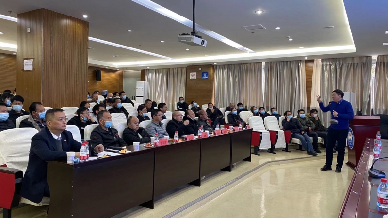 丽江市医学会创伤分会第一届委员会成立，将更好为丽江人民的健康服务 (4).jpg