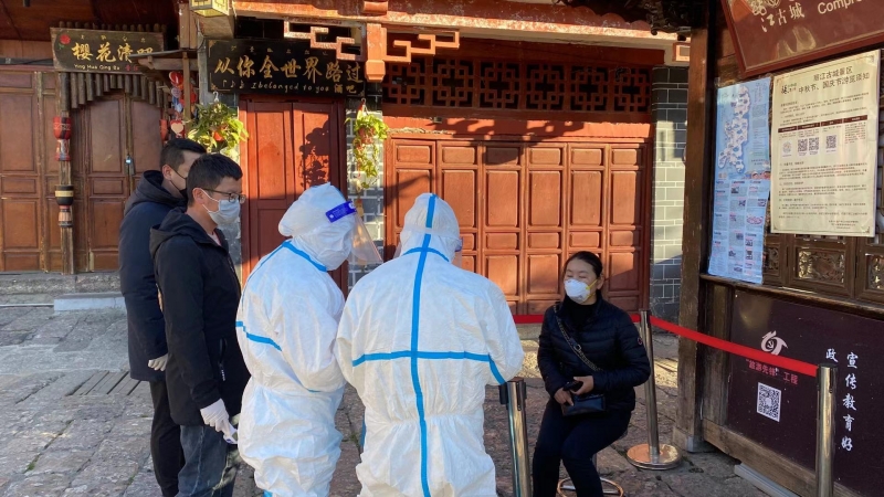 一刻也不放松！十天内丽江古城进行三次疫情防控应急演练 (3).jpg
