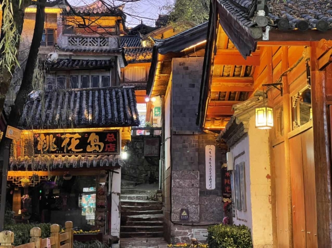 网上丽江客栈哀鸿遍野 你卖惨有什么用？ (8).jpg