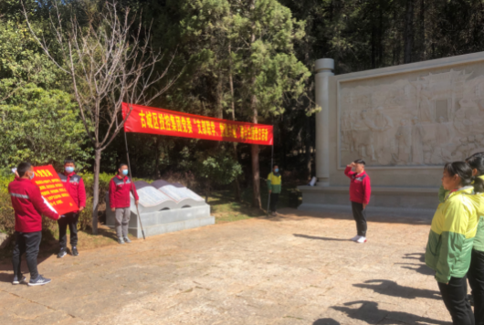 古城区投资控股集团党委把主题党日“搬进”政德教育基地 (3).png