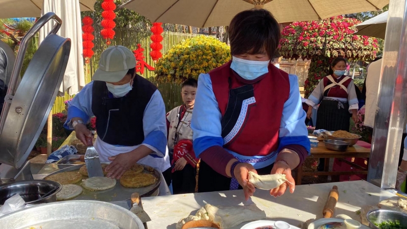 “品美食 闹元宵”好吃好玩的元宵节尽在丽江古城 (3).jpg