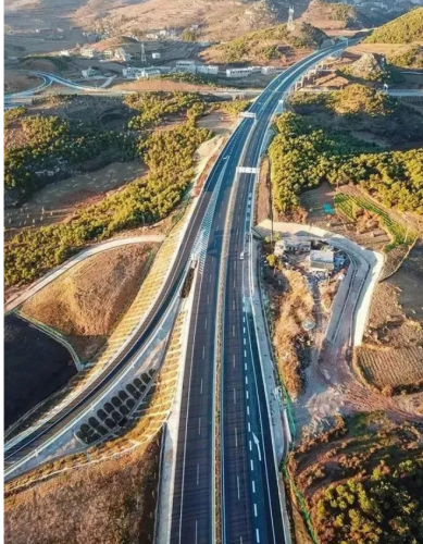宁蒗境内第三条高速公路即将开建！都香高速公路宁蒗至香格里拉段项目前期开始招标！ (4).png