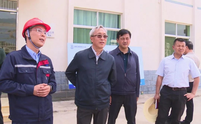 省政协副主席何波率队到华坪县开展调研 (2).jpg