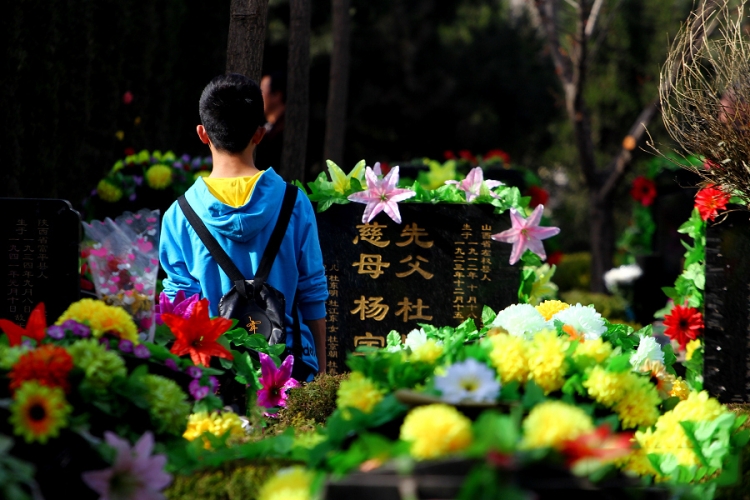 明天就要放清明节假了 但是这个视频你一定要看.jpg