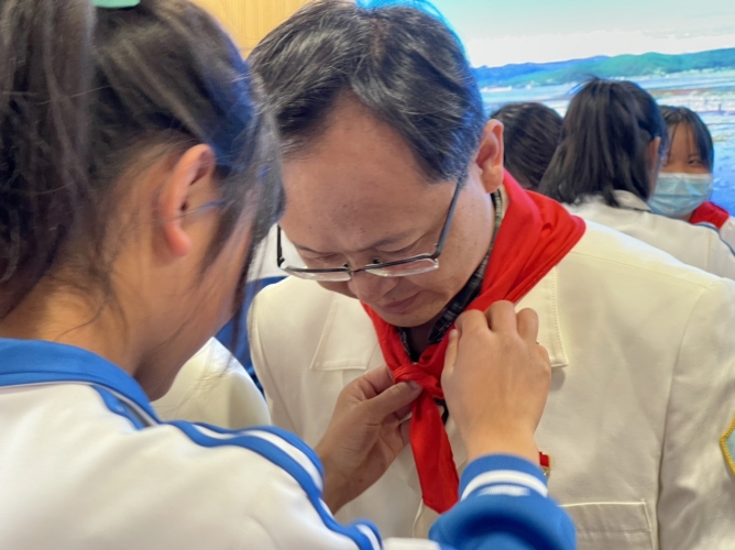 丽江市人民医院的特殊关爱 温暖着特殊教育学校学生 (4).jpg