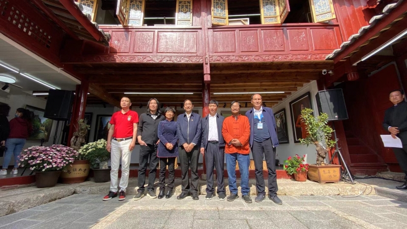 丽江古城又新增一处文化院落！院内油画记录古城街头巷尾 (10).jpg