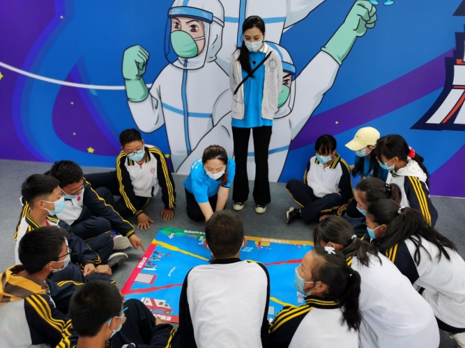 中国十大科普作品 “人类与传染病的博弈”展览在市科技馆举行 (1).jpg