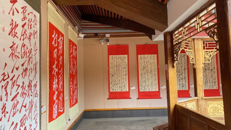 翰墨飘香书党史 ，《红旗颂》红色书法主题展在市博物院开展 (5).jpg