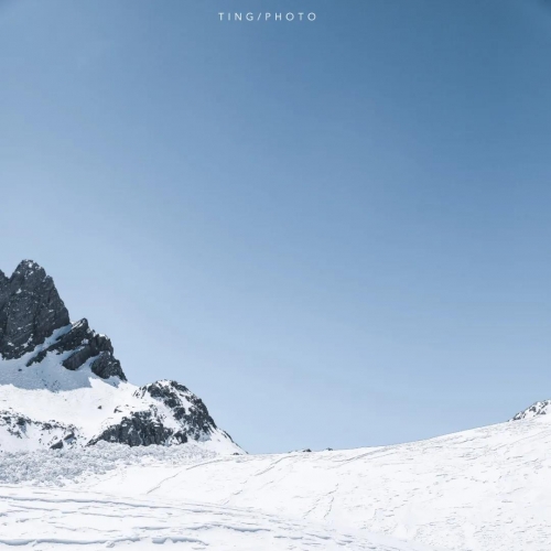 冬春的雪，夏秋的绿！耗费四季，拍下了我心中的玉龙雪山2.jpg