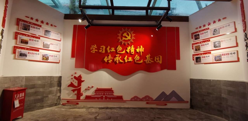 红军长征过丽江指挥部纪念馆今天正式挂牌“云南省爱国主义教育基地” (5).jpg
