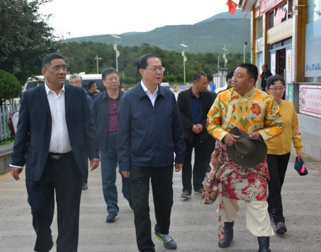 全国人大监察和司法委员会副主任委员车俊到丽江调研.jpg
