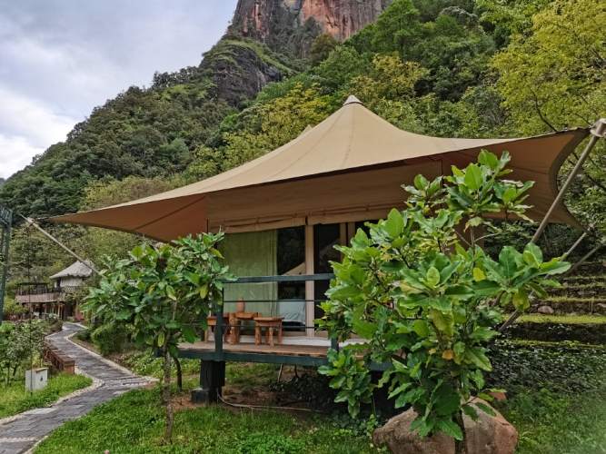 老君山1.jpg