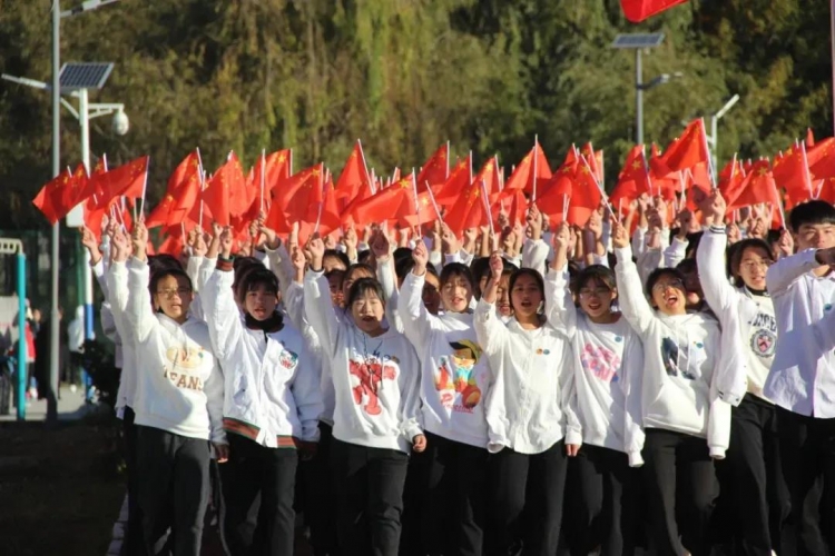 丽江师专举行第十五届运动会