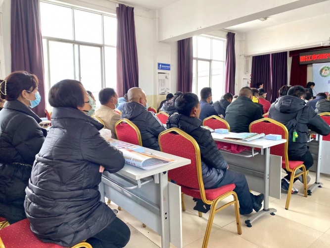 丽江市举行2021年全国交通安全日群众性主题宣传活动